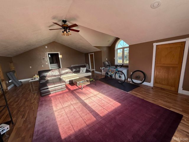 105 Indianhead Road Road, Wakefield, MI 49968