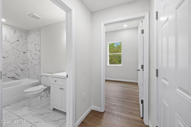 12486 GATE RD. Road, Jacksonville, FL 32226