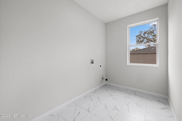 12486 GATE RD. Road, Jacksonville, FL 32226