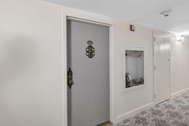 1801 S Flagler Drive 1104, West Palm Beach, FL 33401