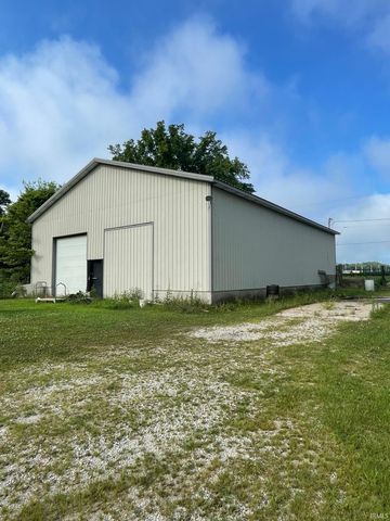 7372 & 7392 N Pine Bluff Road, Bicknell, IN 47512