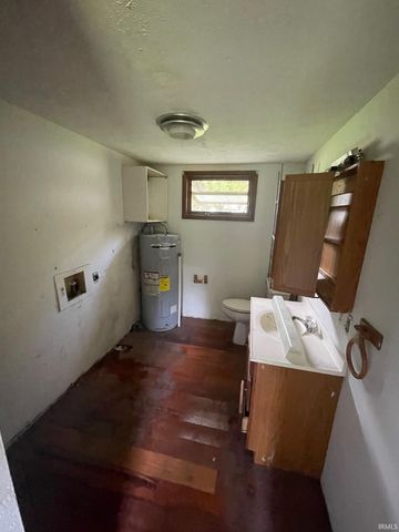 7372 & 7392 N Pine Bluff Road, Bicknell, IN 47512