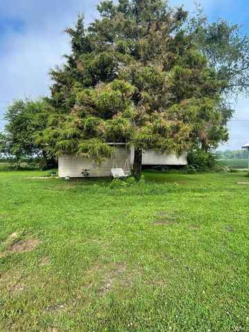 7372 & 7392 N Pine Bluff Road, Bicknell, IN 47512