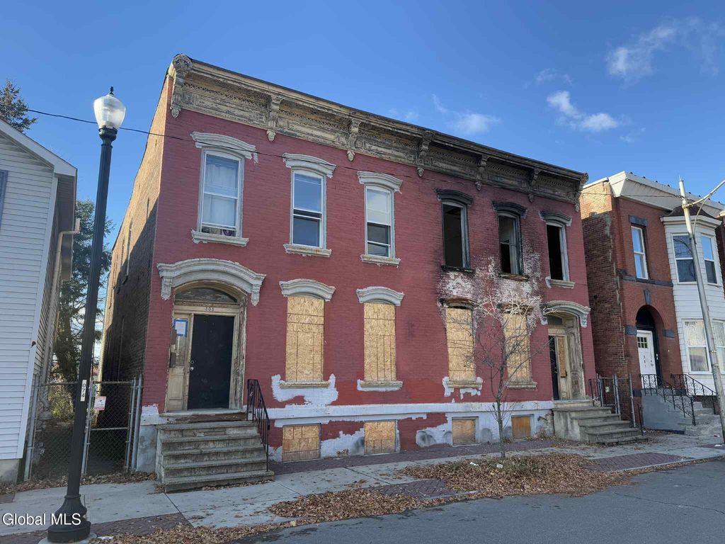 303-305 2nd Street, Troy, NY 12180