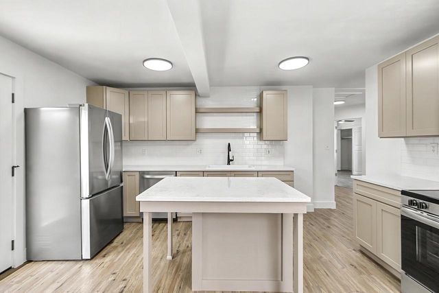 432 W Marion Street, Portage, WI 53901