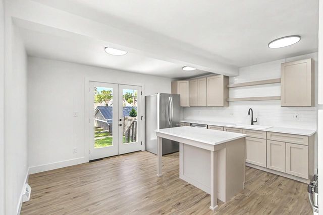 432 W Marion Street, Portage, WI 53901