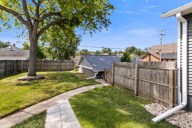 432 W Marion Street, Portage, WI 53901