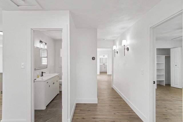 432 W Marion Street, Portage, WI 53901