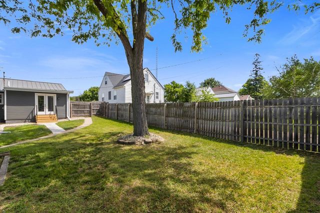 432 W Marion Street, Portage, WI 53901