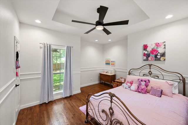 8337 Thornhill Drive, North Richland Hills, TX 76182