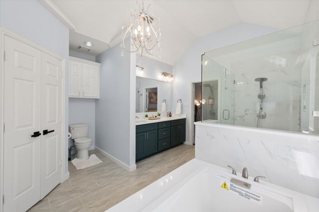 8337 Thornhill Drive, North Richland Hills, TX 76182