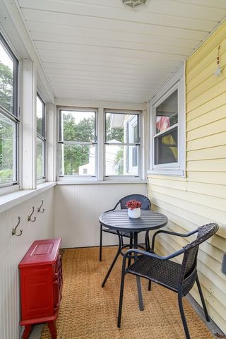 18 Hammond Rd, Natick, MA 01760