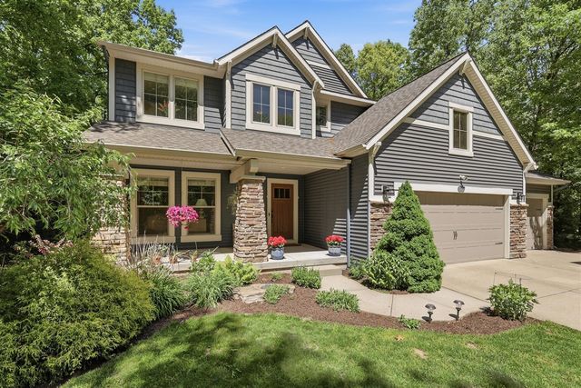 9339 Bay Harbor Court, Rockford, MI 49341