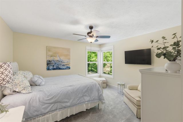 9339 Bay Harbor Court, Rockford, MI 49341