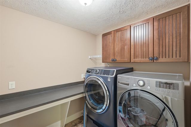 9339 Bay Harbor Court, Rockford, MI 49341