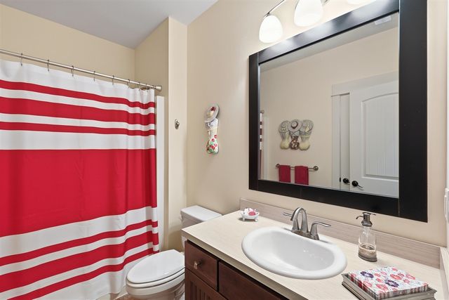 9339 Bay Harbor Court, Rockford, MI 49341