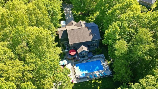 9339 Bay Harbor Court, Rockford, MI 49341