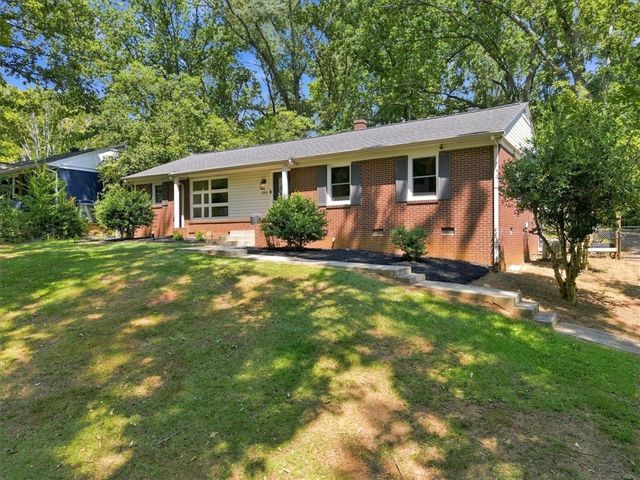 322 Pendleton Road, Clemson, SC 29631