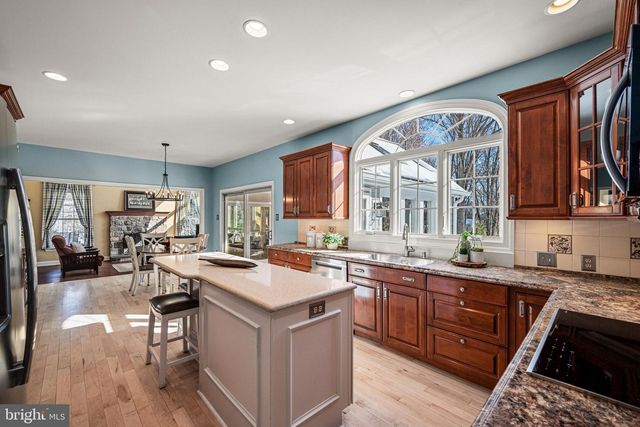 3 GREENSTONE WAY, Malvern, PA 19355