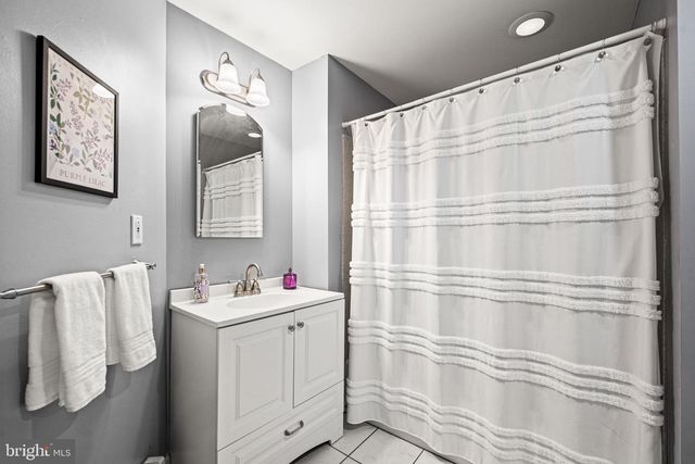 3 GREENSTONE WAY, Malvern, PA 19355