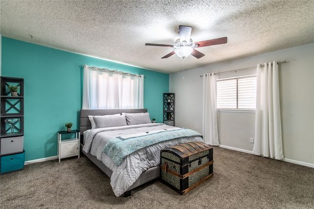 713 Truk Dr, Corpus Christi, TX 78418