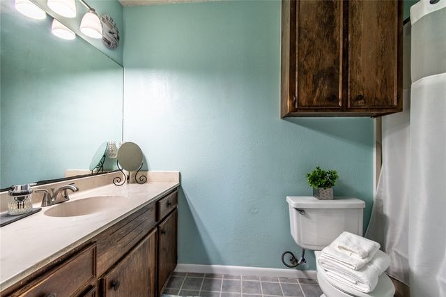 713 Truk Dr, Corpus Christi, TX 78418