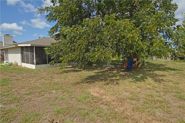 713 Truk Dr, Corpus Christi, TX 78418