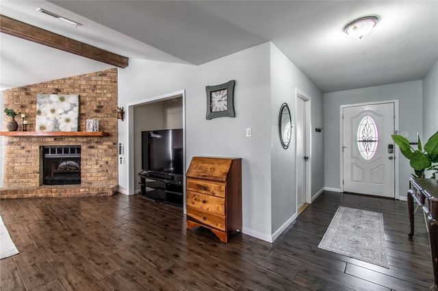 713 Truk Dr, Corpus Christi, TX 78418