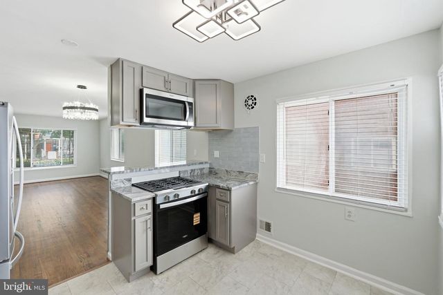 5312 CHILLUM PL NE, Washington, DC 20011