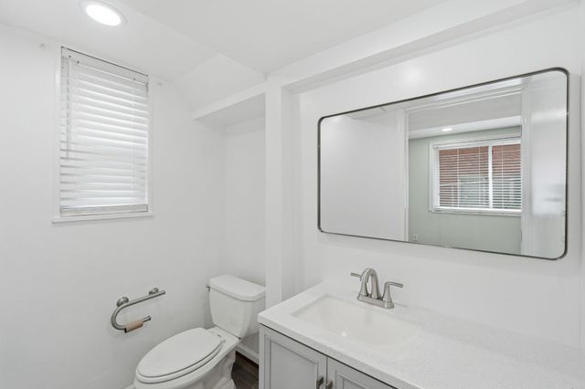 5312 CHILLUM PL NE, Washington, DC 20011