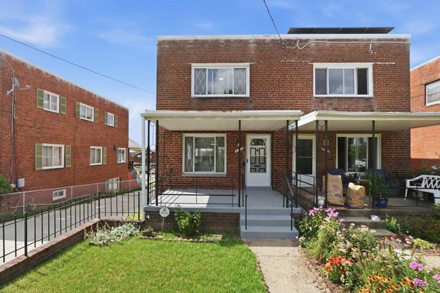 5312 CHILLUM PL NE, Washington, DC 20011