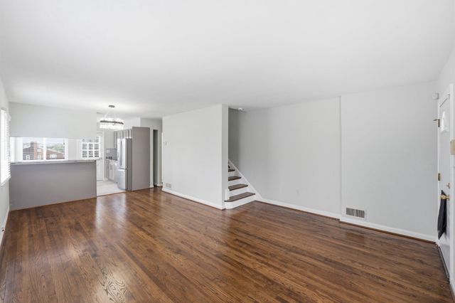 5312 CHILLUM PL NE, Washington, DC 20011