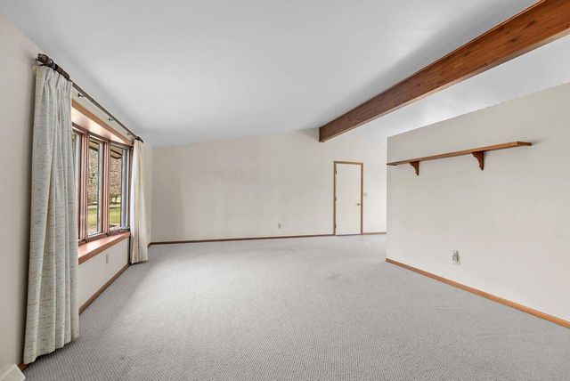 N956 NORTH ROAD, Hortonville, WI 54944