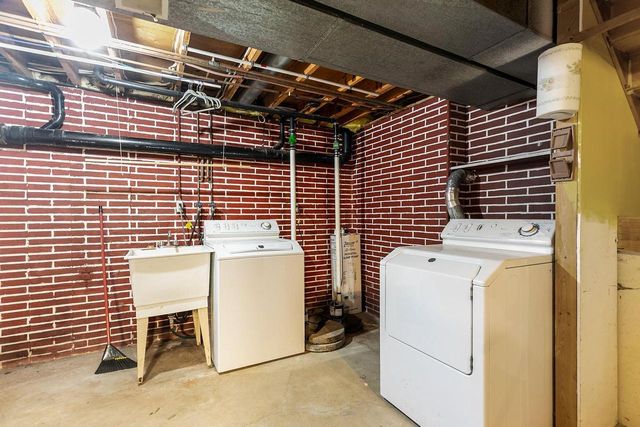 N956 NORTH ROAD, Hortonville, WI 54944