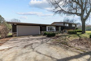 N956 NORTH ROAD, Hortonville, WI 54944