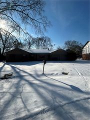 1507 N Jackson Avenue, Russellville, AR 72801