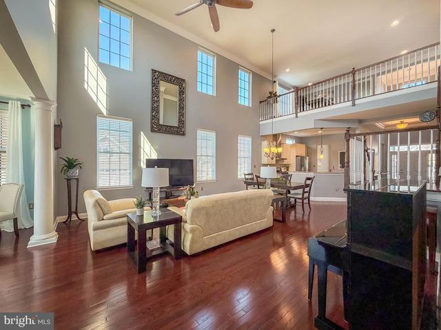 1693 PIERCE WAY, Yardley, PA 19067