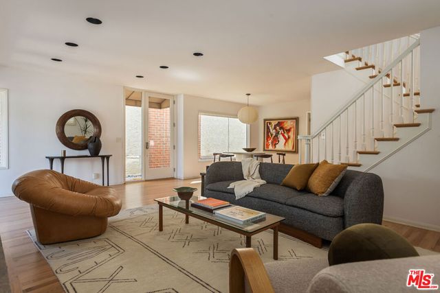 104 Rivo Alto Canal, Long Beach, CA 90803