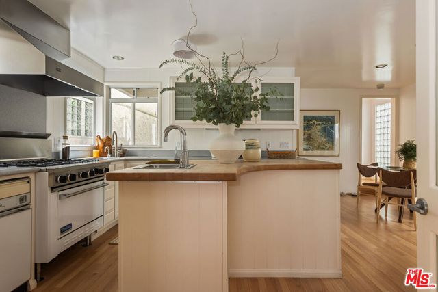104 Rivo Alto Canal, Long Beach, CA 90803