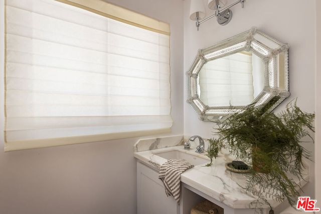 104 Rivo Alto Canal, Long Beach, CA 90803