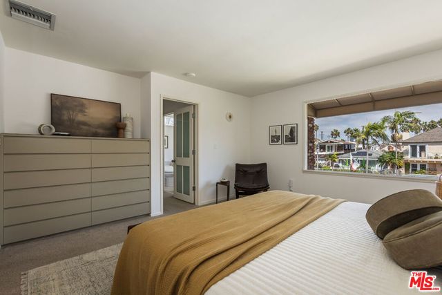 104 Rivo Alto Canal, Long Beach, CA 90803
