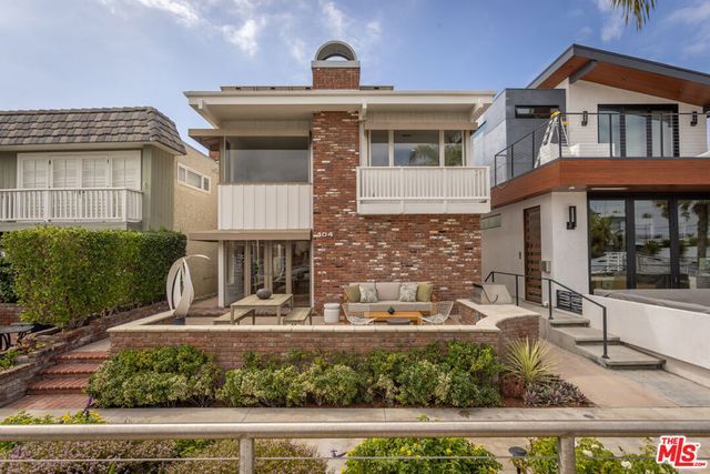 104 Rivo Alto Canal, Long Beach, CA 90803