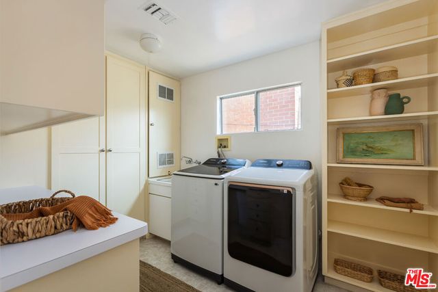 104 Rivo Alto Canal, Long Beach, CA 90803