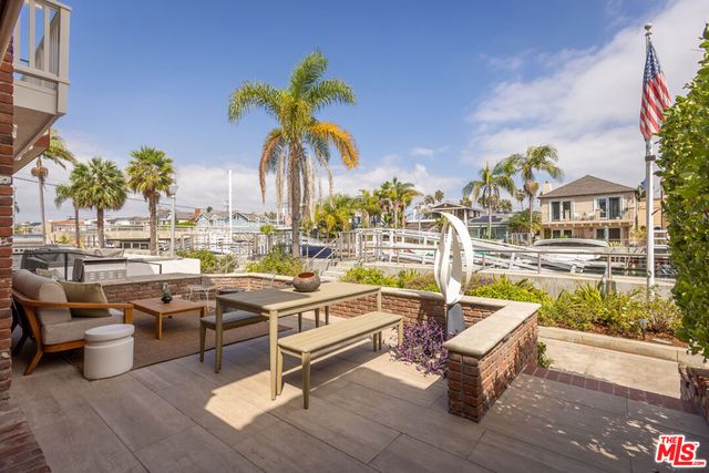 104 Rivo Alto Canal, Long Beach, CA 90803