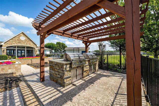 3419 Fountains Drive 1202, Rosenberg, TX 77471