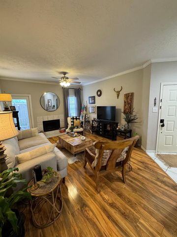 2011 Spenwick Drive 511, Houston, TX 77055