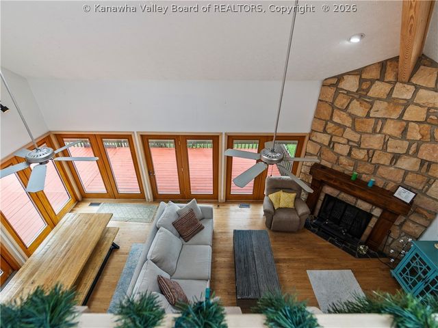 1020 Mountain Road, Charleston, WV 25303