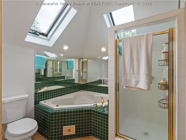 1020 Mountain Road, Charleston, WV 25303