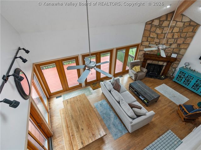 1020 Mountain Road, Charleston, WV 25303