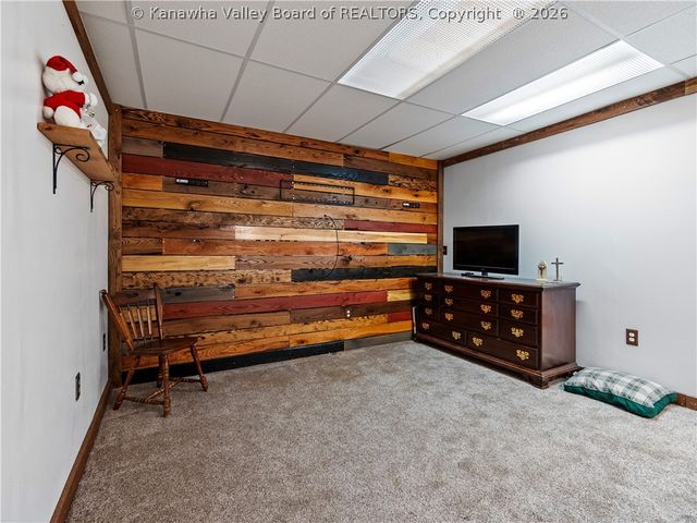 1020 Mountain Road, Charleston, WV 25303